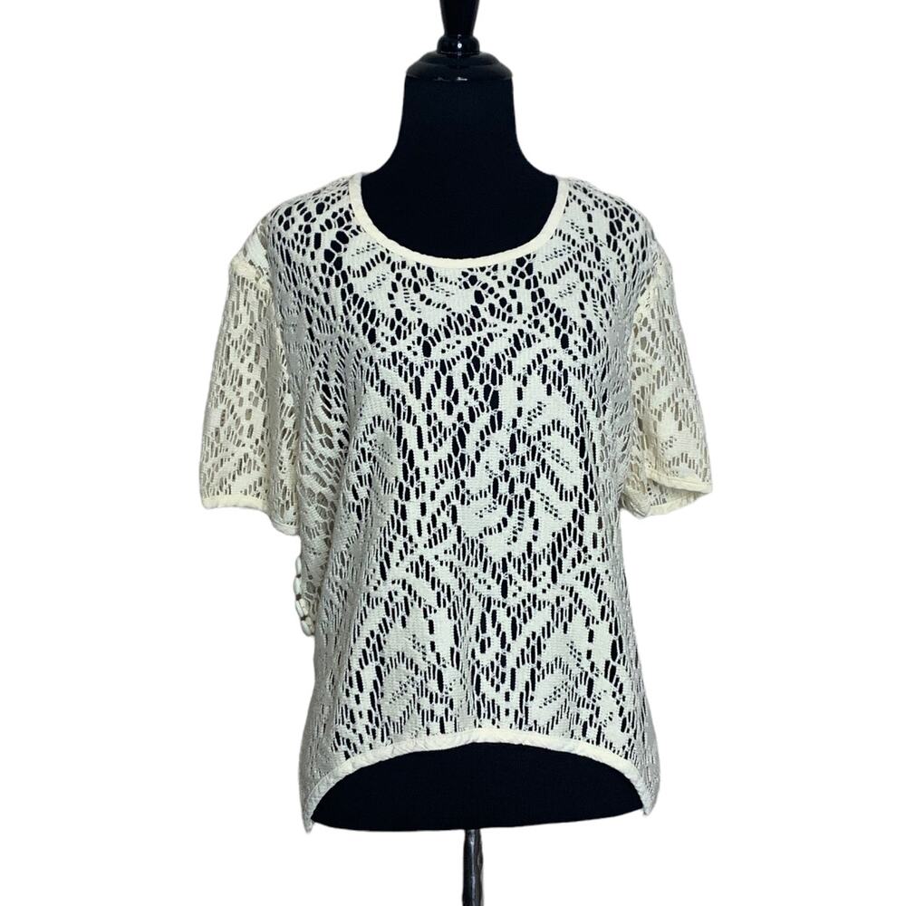 Cream sheer floral short sleeves eyelet blouse size large